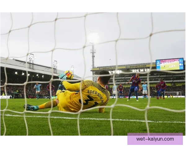 水晶宫关键球员近期表现稳健，攻防两端作用显著